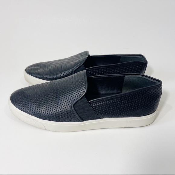 Vince Blair 5 Slip On Sneakers Black Size 10 - Picture 2 of 12